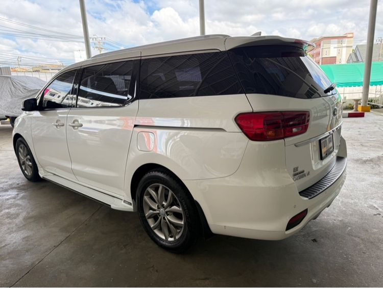 Kia Grand Carnival 2020 2.2 EX Van ดีเซล ไม่ติดแก๊ส เกียร์อัตโนมัติ ขาว รูปที่ 2