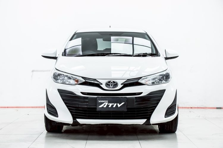 Toyota Yaris ATIV 2017 1.2 J Sedan เบนซิน ไม่ติดแก๊ส เกียร์อัตโนมัติ ขาว รูปที่ 4