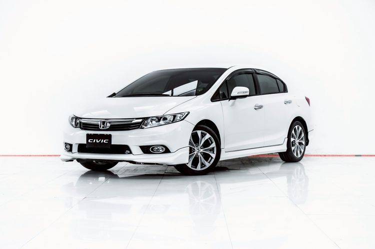 รถ Honda Civic 2.0 EL i-VTEC สี ขาว