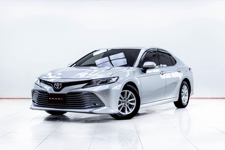 Toyota Camry 2021 2.0 G Sedan เบนซิน ไม่ติดแก๊ส เกียร์อัตโนมัติ เทา