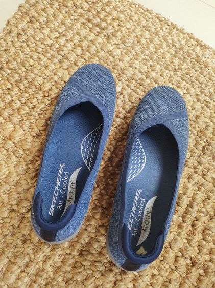 รองเท้า Skechers 