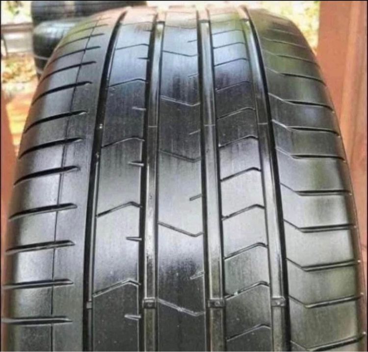 ยาง pirelli 245 40 20  275 35 20 ปี25 รูปที่ 2