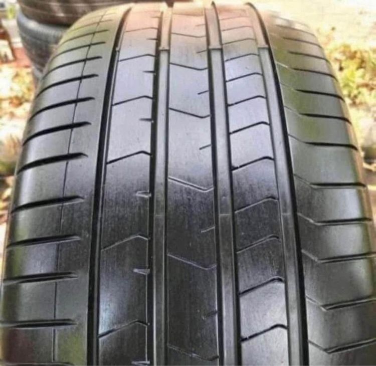 ยาง pirelli 245 40 20  275 35 20 ปี25