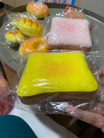 สกุชชี่ขนมปังโทสต์ โทสต์สตอเบอรรี่ โทสต์เนยวนิลา