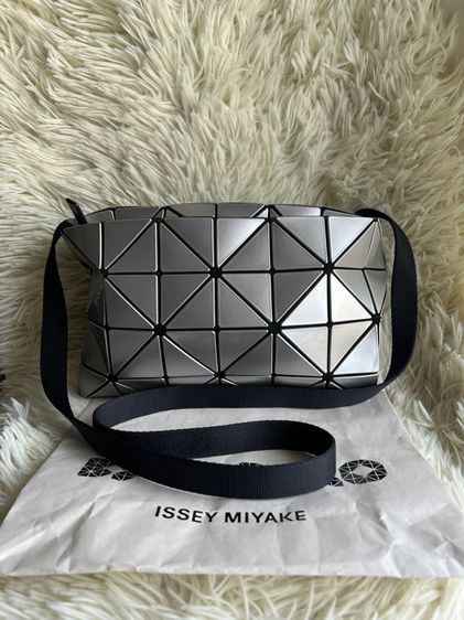 ไม่ระบุ พลาสติก เอบีเอส Bao Bao Issey Miyake Used Baobao Carton สีเทาเงิน
