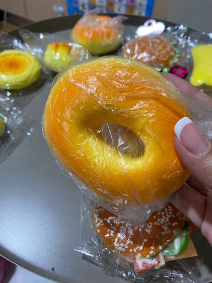 สกุชชี่โดนัท หอม นุ่ม บีบสนุก