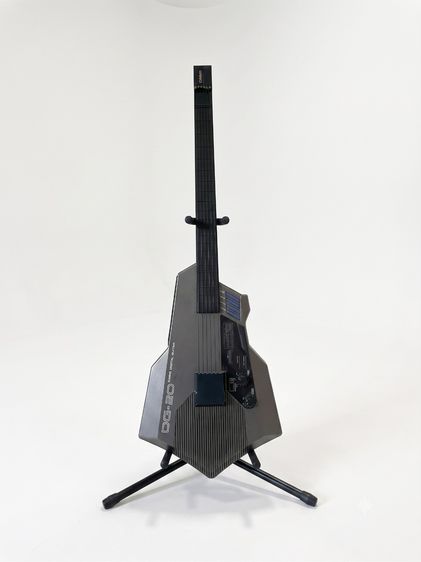 อื่นๆ กีต้าร์ไฟฟ้า ขาย Casio DG-20 Digital Guitar Synth (MIDI) Rare item ในตำนาน สภาพดี น่าสะสม 