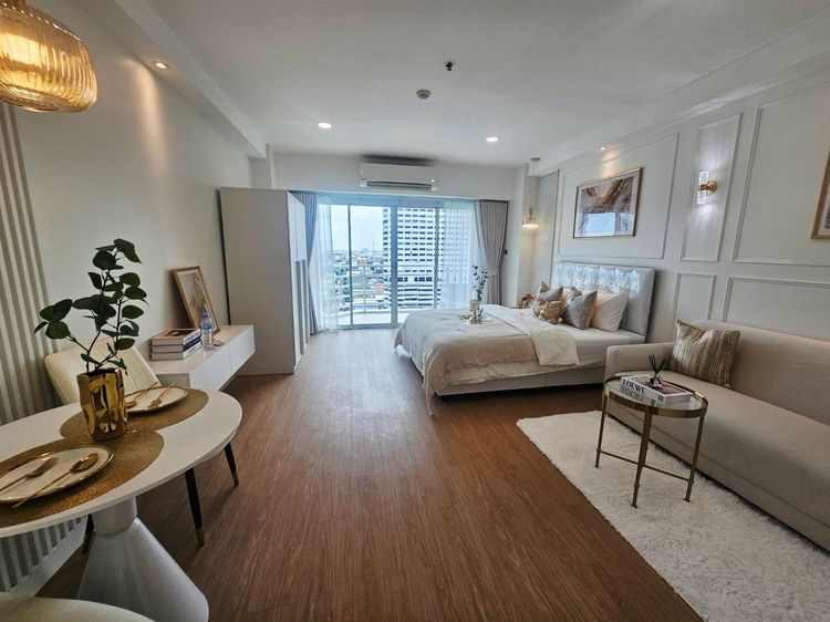 มีบางส่วน ขายคอนโดCity Living Ratchada ห้องใหญ่ 37 ตร.ม. รีโนเวทใหม่ ใกล้ MRT ห้วยขวาง วิวเมือง พร้อมอยู่