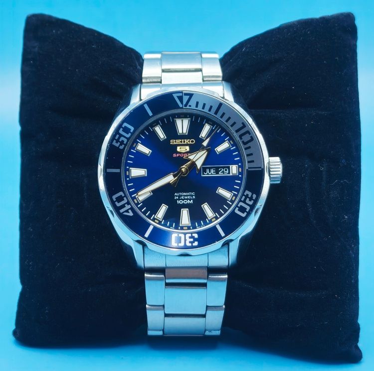 นาฬิกาข้อมือ SEIKO
