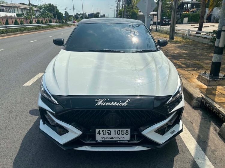 MG MG5 2023 1.5 D+ Sedan เบนซิน เกียร์อัตโนมัติ ขาว