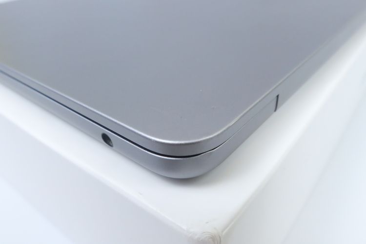 MacBook Air M2 13" 8.256GB  รูปที่ 14
