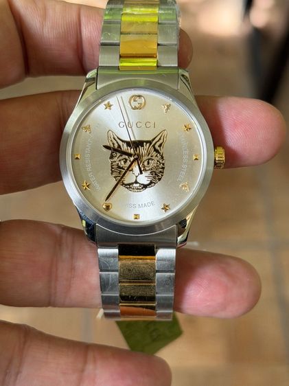 GUCCI G Timeless 38 mm Gold Cat Dial 2K Swiss Quartz Steel Men’s Watch YA1264074 รูปที่ 8