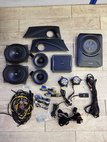 อื่นๆ ชุดเครื่องเสียงตรงรุ่น Alpine Alphard30