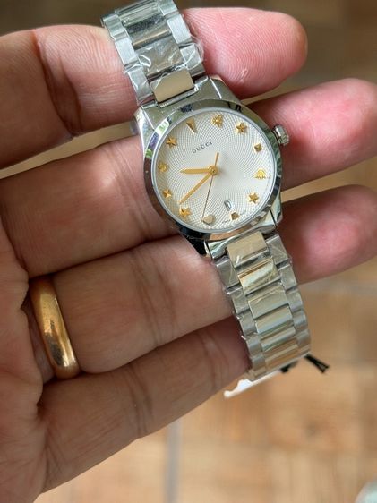 GUCCI G Timeless 27 mm Bee Silver Gold Dial Ladies YA126572A รูปที่ 8
