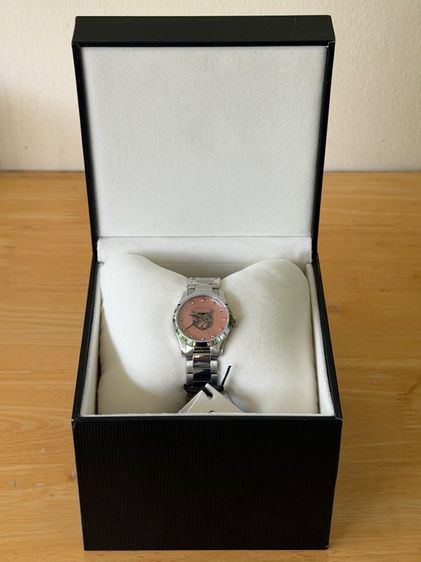 GUCCI G Timeless Silver Cat Mother Pearl Diamond 27 mm Lady Watch YA1265025 รูปที่ 4