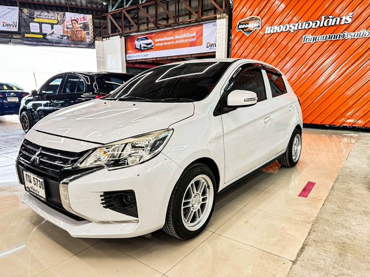 รถ Mitsubishi Mirage 1.2 ACTIVE สี ขาว