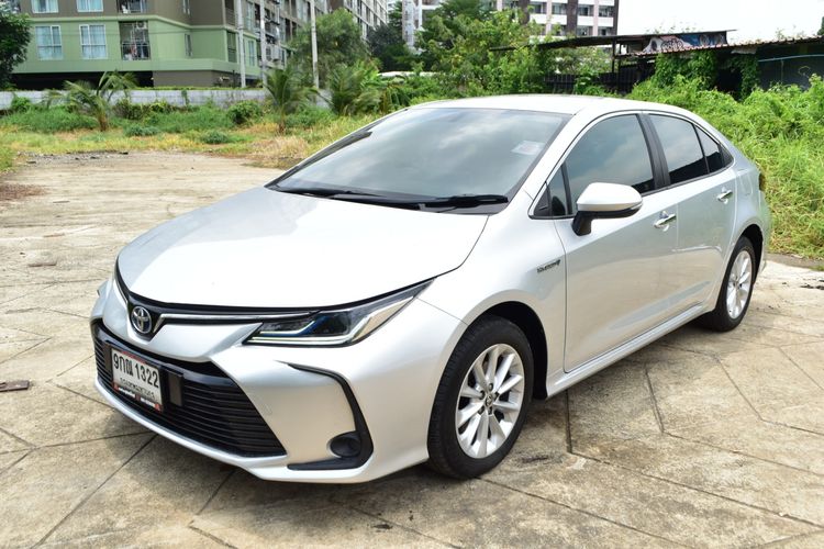 รถ Toyota Altis 1.8 Hybrid Mid สี บรอนซ์เงิน