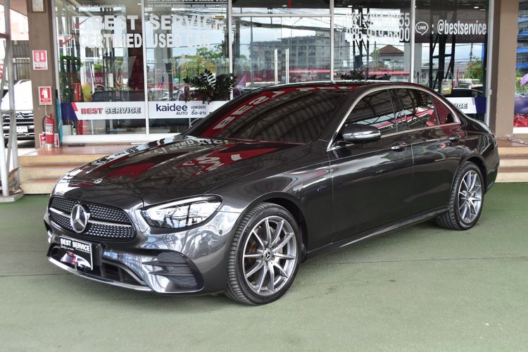 รถ Mercedes-Benz E-Class E300 สี ดำ