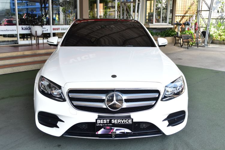 Mercedes-Benz E-Class 2019 E350 AMG Sedan ปลั๊กอินไฮบริด (PHEV) เกียร์อัตโนมัติ ขาว รูปที่ 2