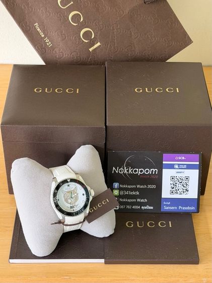 GUCCI Dive 40 MM Cat Swiss Quartz White Silver Dial White Rubber Men's Watch YA136329 รูปที่ 2