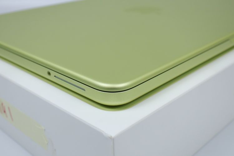 Macbook Neo 13" 8.512GB  รูปที่ 4