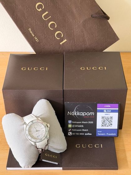 GUCCI Dive 40 mm White Dial Rubber Strap Men’s Swiss Quartz Watch YA136337 รูปที่ 2