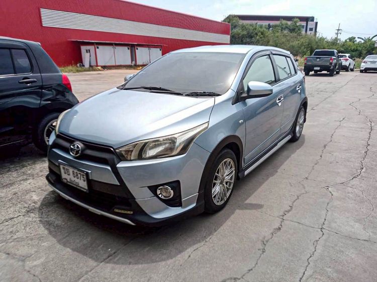 รถ Toyota Yaris 1.2 E สี เทา