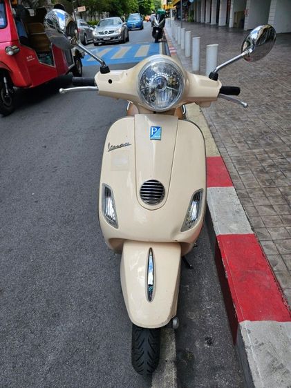 ขาย Vespa LX 150 รุ่น 2012