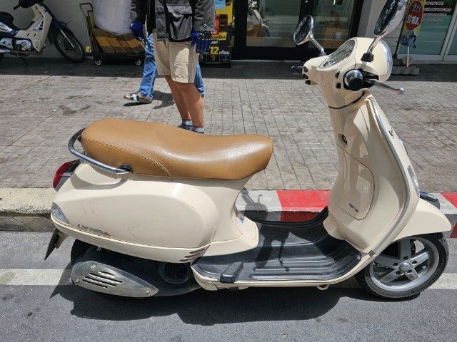 ขาย Vespa LX 150 รุ่น 2012 รูปที่ 6