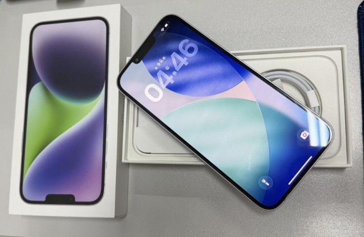 iPhone 128 GB I phone 14 plus 128