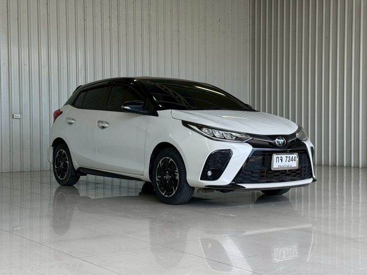 Toyota Yaris 2022 1.2 Sport Premium Sedan เบนซิน ไม่ติดแก๊ส เกียร์อัตโนมัติ ขาว รูปที่ 4
