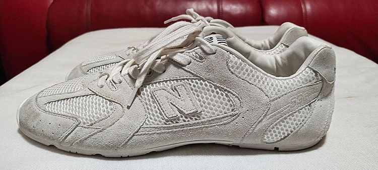 รองเท้าผ้าใบ New Balance x Miu Miu รูปที่ 2