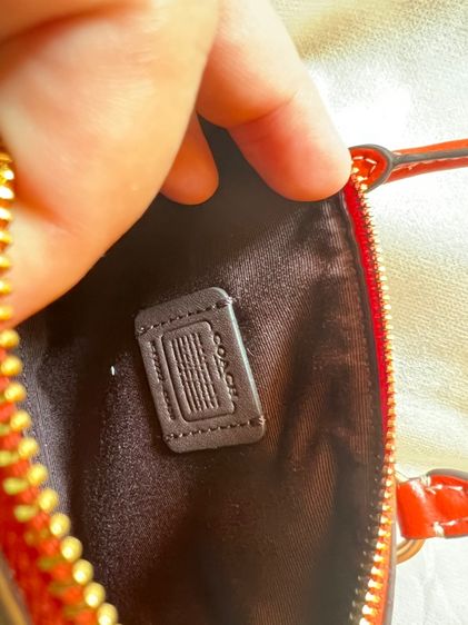 Coach ทรงหมอนมินิ ลายเม่น รูปที่ 10