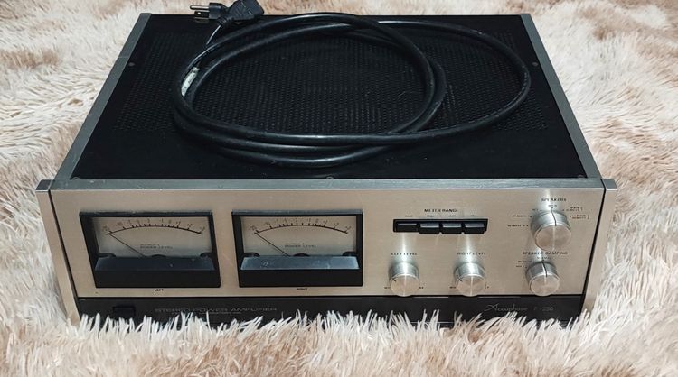 อื่นๆ เครื่องเสียงไฮไฟ ขายเพาเวอร์แอมป์ Accuphase P-250