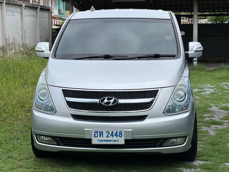 Hyundai H-1  2010 2.5 Maesto Deluxe Van ดีเซล ไม่ติดแก๊ส เกียร์อัตโนมัติ บรอนซ์เงิน รูปที่ 3