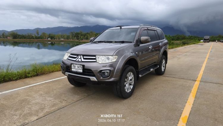 รถ Mitsubishi Pajero Sport 2.5 GT สี น้ำตาล