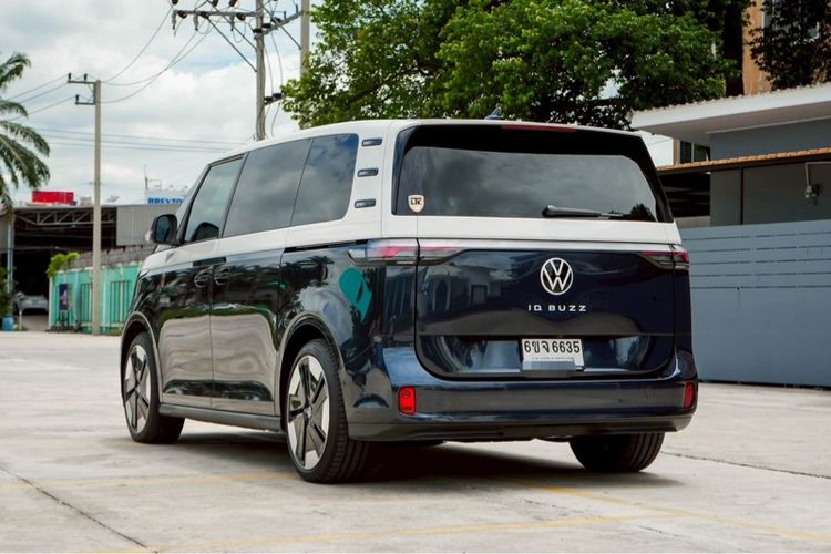 Volkswagen ID. Buzz 2023 Van ไฟฟ้า ไม่ติดแก๊ส เกียร์อัตโนมัติ เทา รูปที่ 3