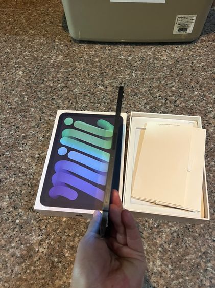 ขายๆๆถูกๆiPadMini6สีดำและขาว64กิ๊กWifi Celluer ใส่ซิมได้มีกล่องจอไม่เหลืองหายากคับสภาพสวยๆใช้งานดีถูกๆ รูปที่ 6