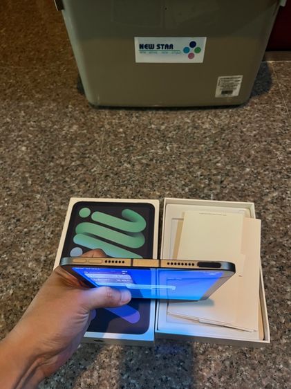 ขายๆๆถูกๆiPadMini6สีดำและขาว64กิ๊กWifi Celluer ใส่ซิมได้มีกล่องจอไม่เหลืองหายากคับสภาพสวยๆใช้งานดีถูกๆ รูปที่ 3