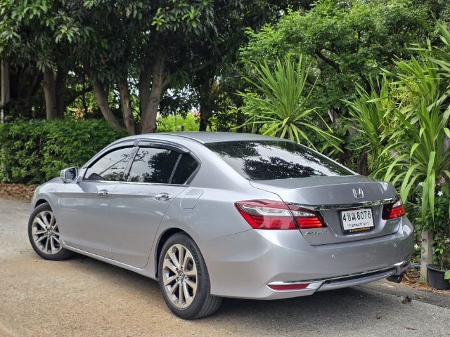 Honda Accord 2017 2.0 EL i-VTEC Sedan เบนซิน ไม่ติดแก๊ส เกียร์อัตโนมัติ บรอนซ์เงิน รูปที่ 3
