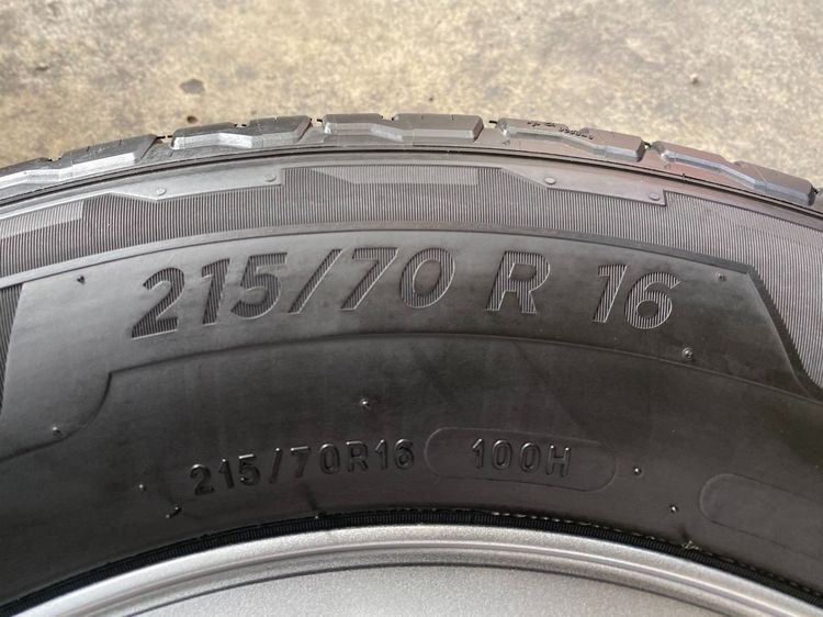 ✨ล้อแม็ก✨Hyundai H1 ขอบ 16 สีไฮเปอร์ พร้อมยาง 215-70-16 Michelin ปลายปี 22💖สภาพสวย💖 รูปที่ 8