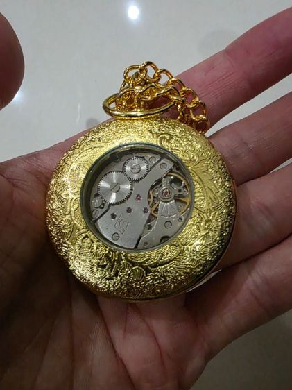 A.นาฬิกา พก ยี่ห้อ Omega โอเมก้า สีทอง สวย หนักๆ น่าสะสม หายาก  ขายเป็นชิ้นงาน ของสะสม ตามสภาพใช้งานได้ปกติ ของที่บ้าน พร้อมส่งครับ รูปที่ 4