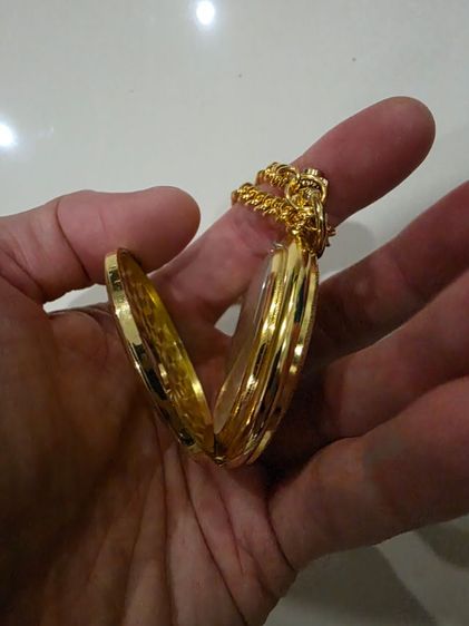 A.นาฬิกา พก ยี่ห้อ Omega โอเมก้า สีทอง สวย หนักๆ น่าสะสม หายาก  ขายเป็นชิ้นงาน ของสะสม ตามสภาพใช้งานได้ปกติ ของที่บ้าน พร้อมส่งครับ รูปที่ 3