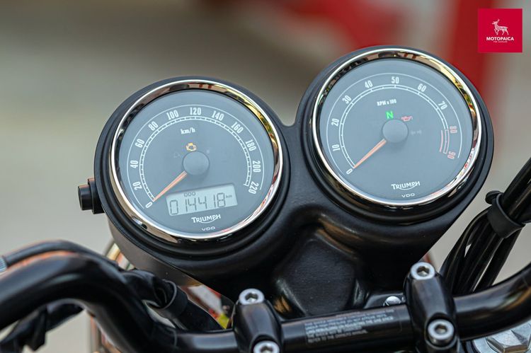 Triumph Bonneville T100 Black ปี2016 วิ่ง14,000Km. โช๊คOhlins  รูปที่ 5