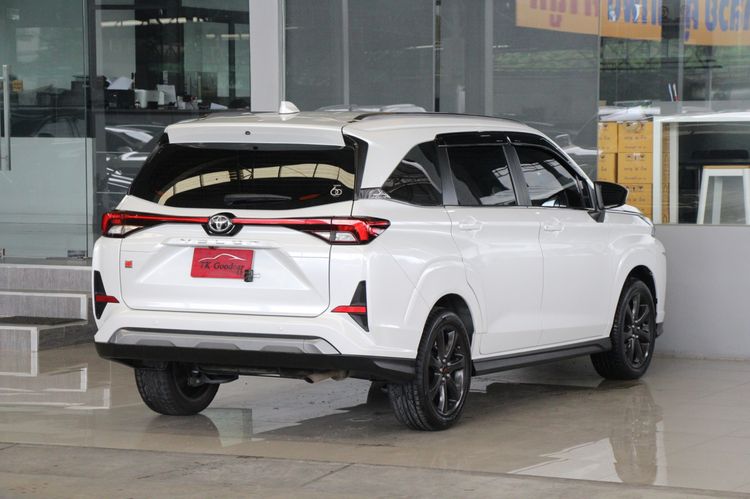 Toyota Veloz 2022 1.5 Smart Utility-car เบนซิน ไม่ติดแก๊ส เกียร์อัตโนมัติ ขาว รูปที่ 2