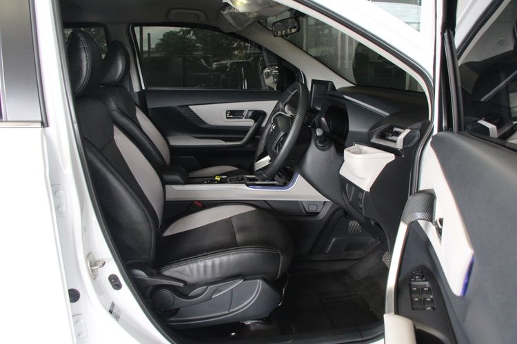 Toyota Veloz 2022 1.5 Smart Utility-car เบนซิน ไม่ติดแก๊ส เกียร์อัตโนมัติ ขาว รูปที่ 3