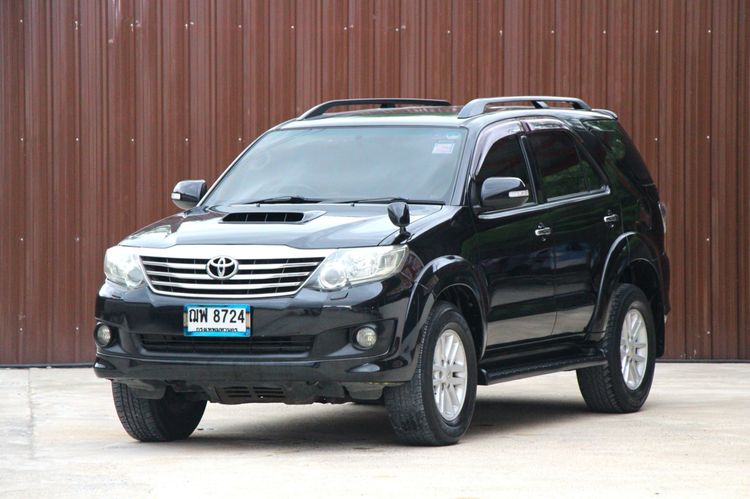 Toyota Fortuner 2016 3.0 V 4WD Utility-car ดีเซล ไม่ติดแก๊ส เกียร์อัตโนมัติ ดำ