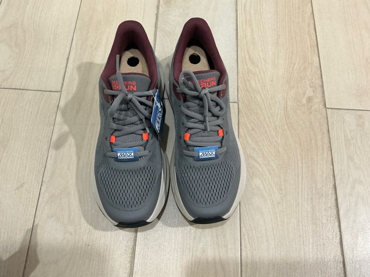 รองเท้าวิ่ง  SKECHERS Max Cushioning® Glide-Step® - Fairmont  รูปที่ 8