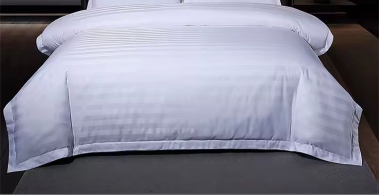 ผ้าใยไหมเซลลูโลส ผ้าห่ม white satin blanket