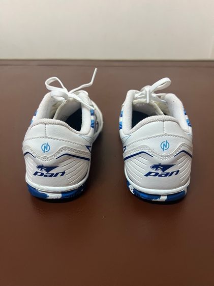 รองเท้าฟุตซอล pan สีขาวฟ้า (ไซส์ 38) ราคา 255 บาทรวมค่าส่ง รูปที่ 7